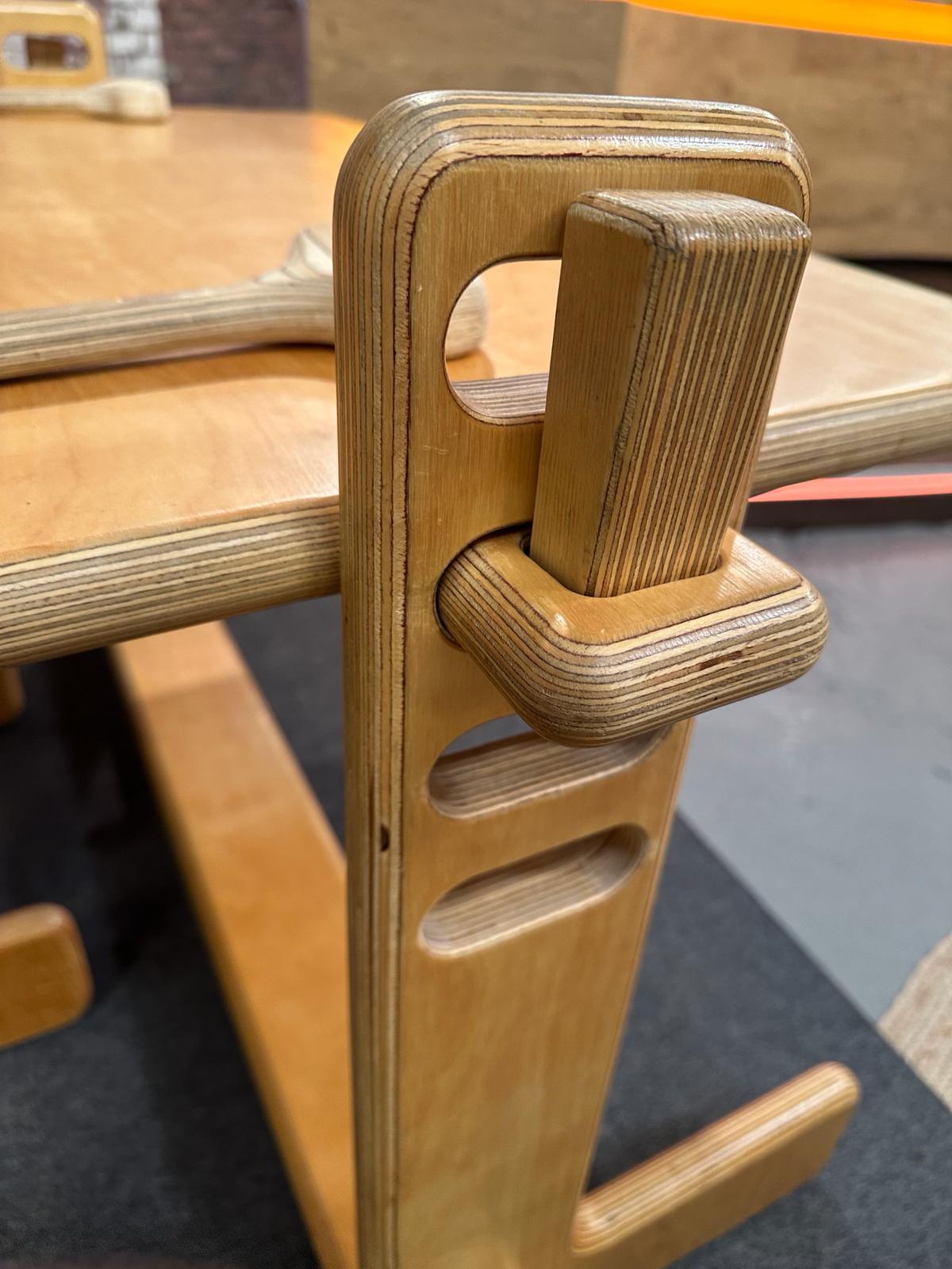 Alter Kinderschreibtisch mit Stuhl aus Bares für Rares - Werkstattfürschönes