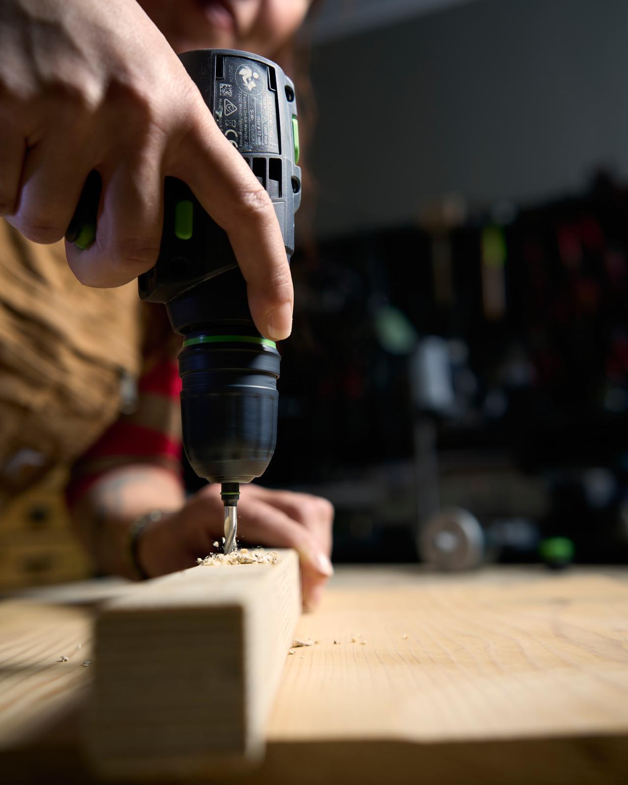 Sa., 28. März 2026: Holzreparatur und -bearbeitung - 10-17 Uhr - Düsseldorf