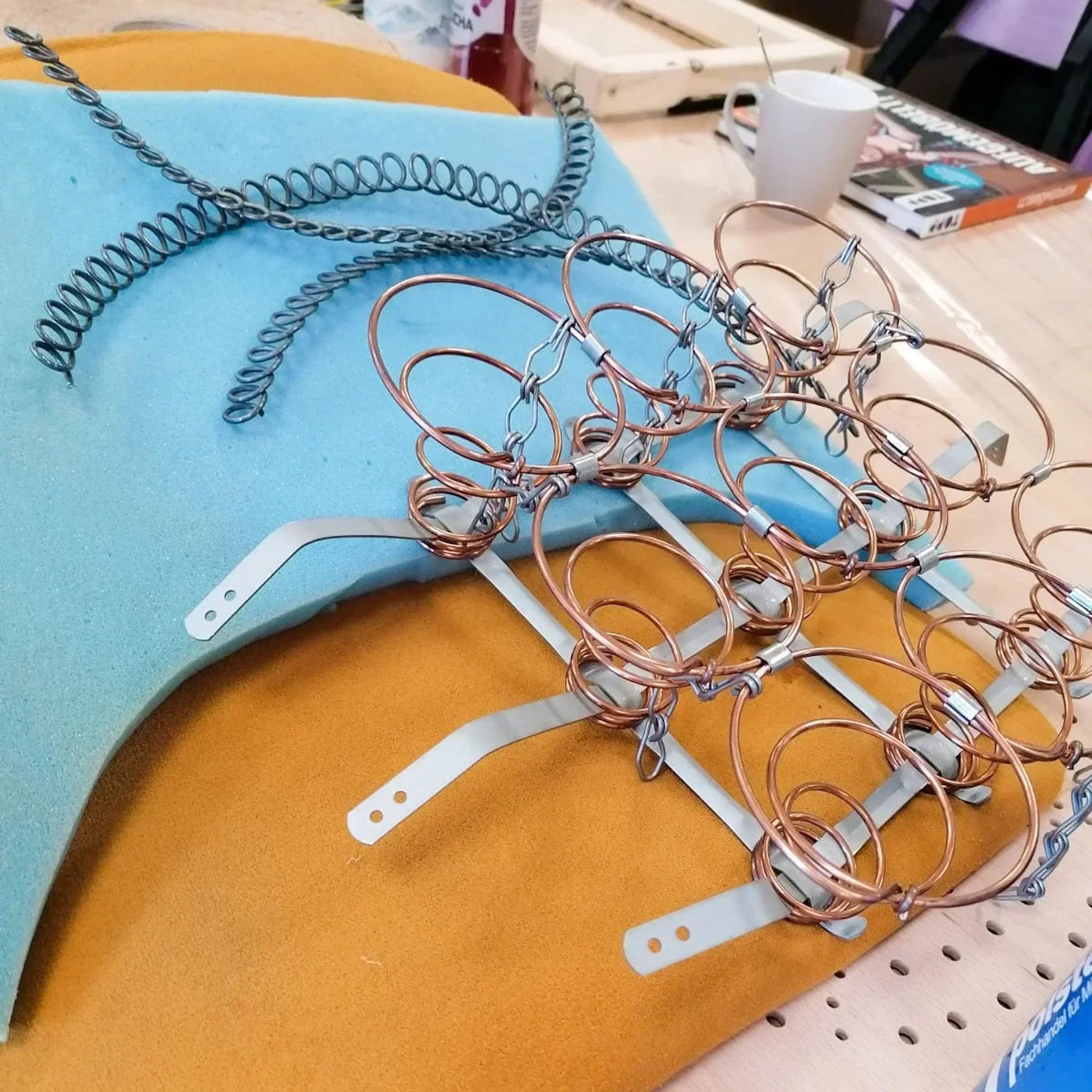 Sa., 26. April: Polstern & Beziehen - Grundlagen-Workshop - 10-17 Uhr - Düsseldorf - Werkstattfürschönes