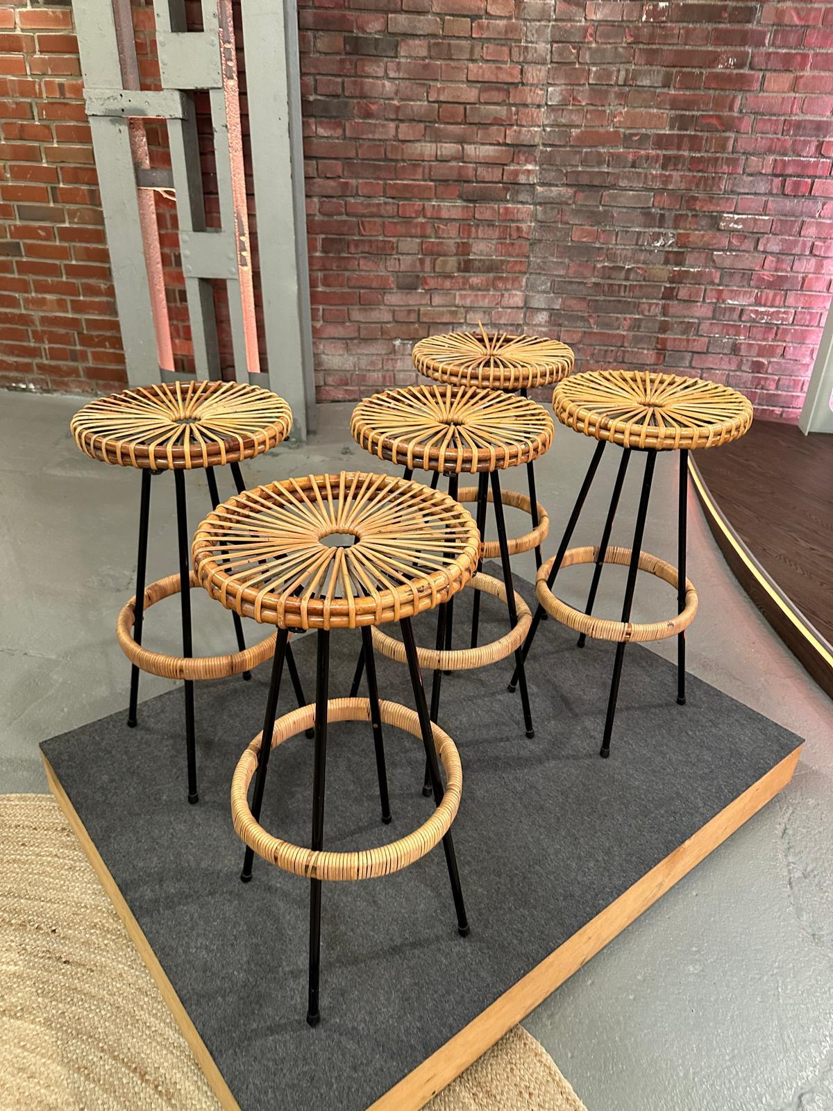 Nur noch 3 Stück: Designerhocker aus den 1950er Jahren - aus Bares für Rares vom 10. Oktober 2024 - Werkstattfürschönes