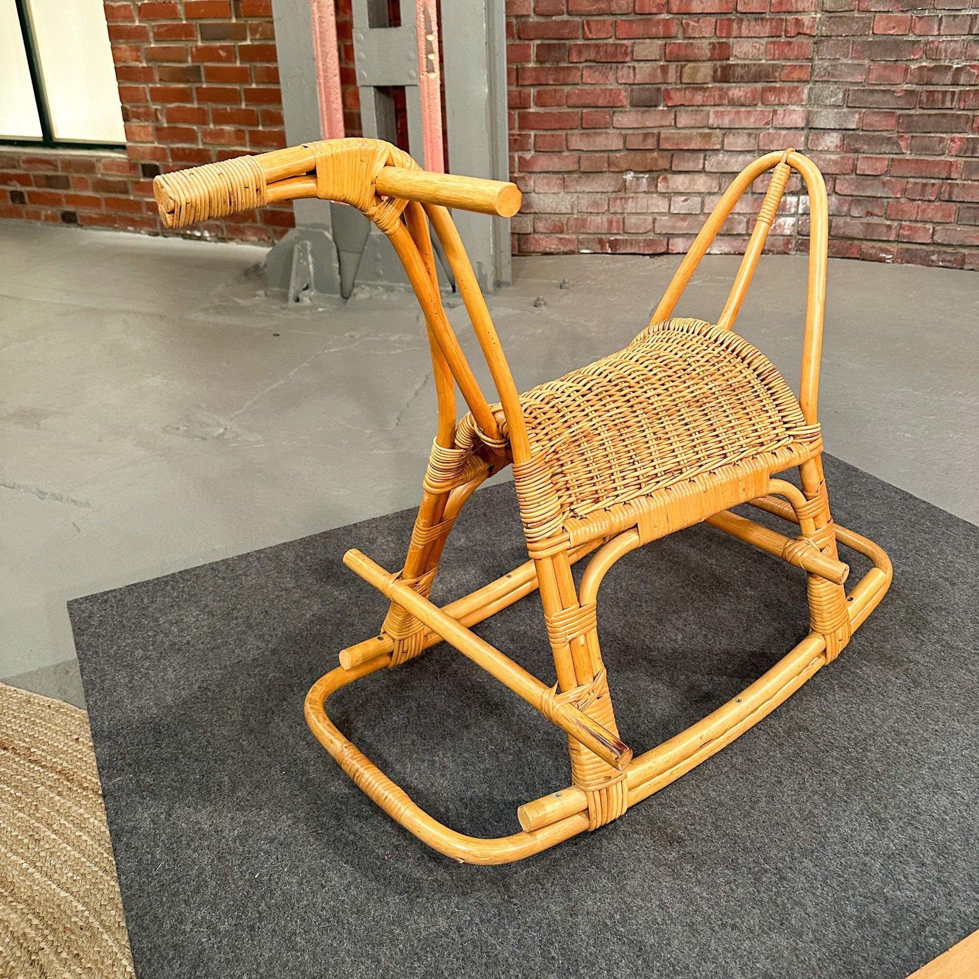 Schaukelpferd verm. Designer Franco Albini, Rattan, 1970er Jahre - aus Bares für Rares 2023 - Werkstattfürschönes