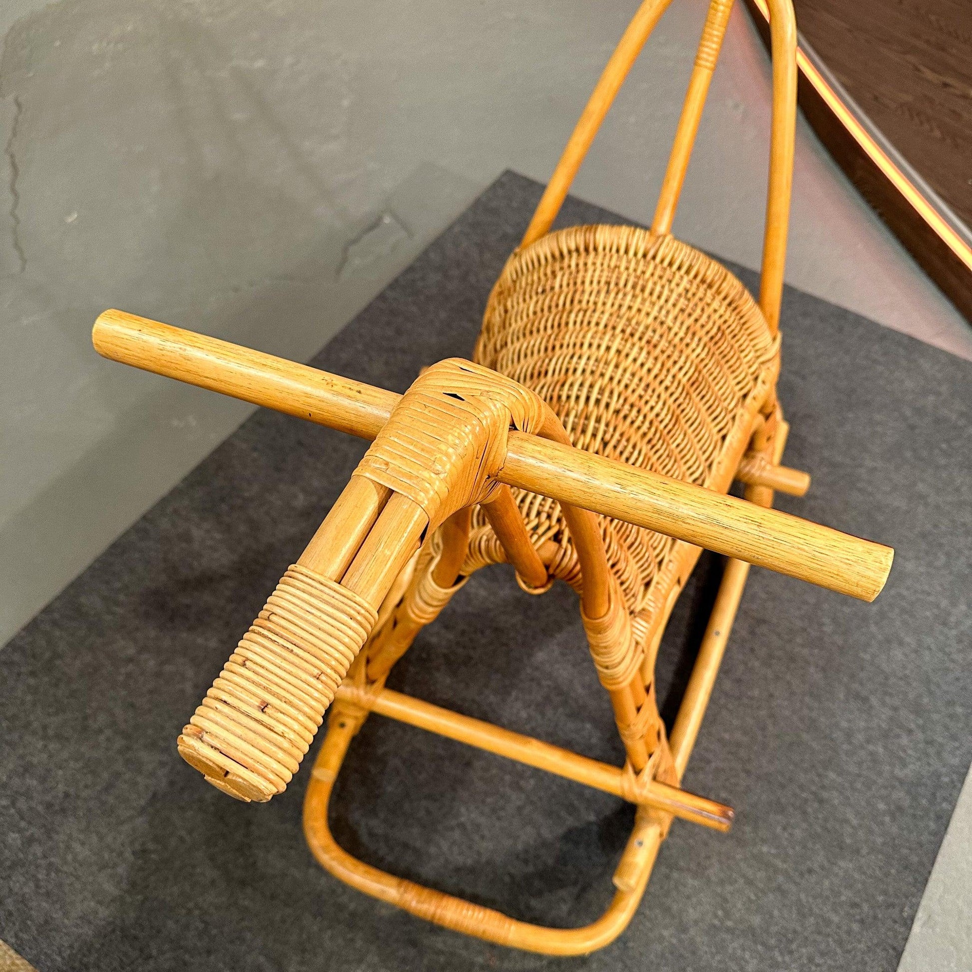 Schaukelpferd verm. Designer Franco Albini, Rattan, 1970er Jahre - aus Bares für Rares 2023 - Werkstattfürschönes