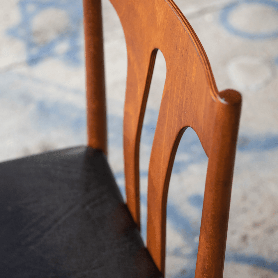 Däne mit Upcyclingleder - Werkstattfürschönes