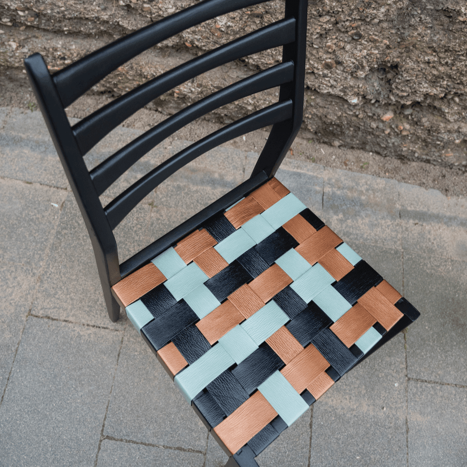 Dining Chair mit Lederstreifen - Werkstattfürschönes