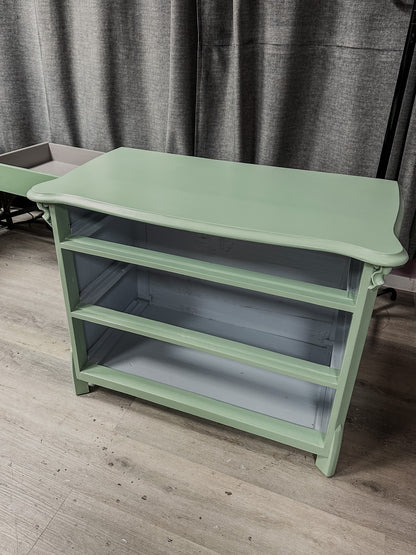 Gründerzeit-Kommode "AURELIA" im Salbei-Makeover