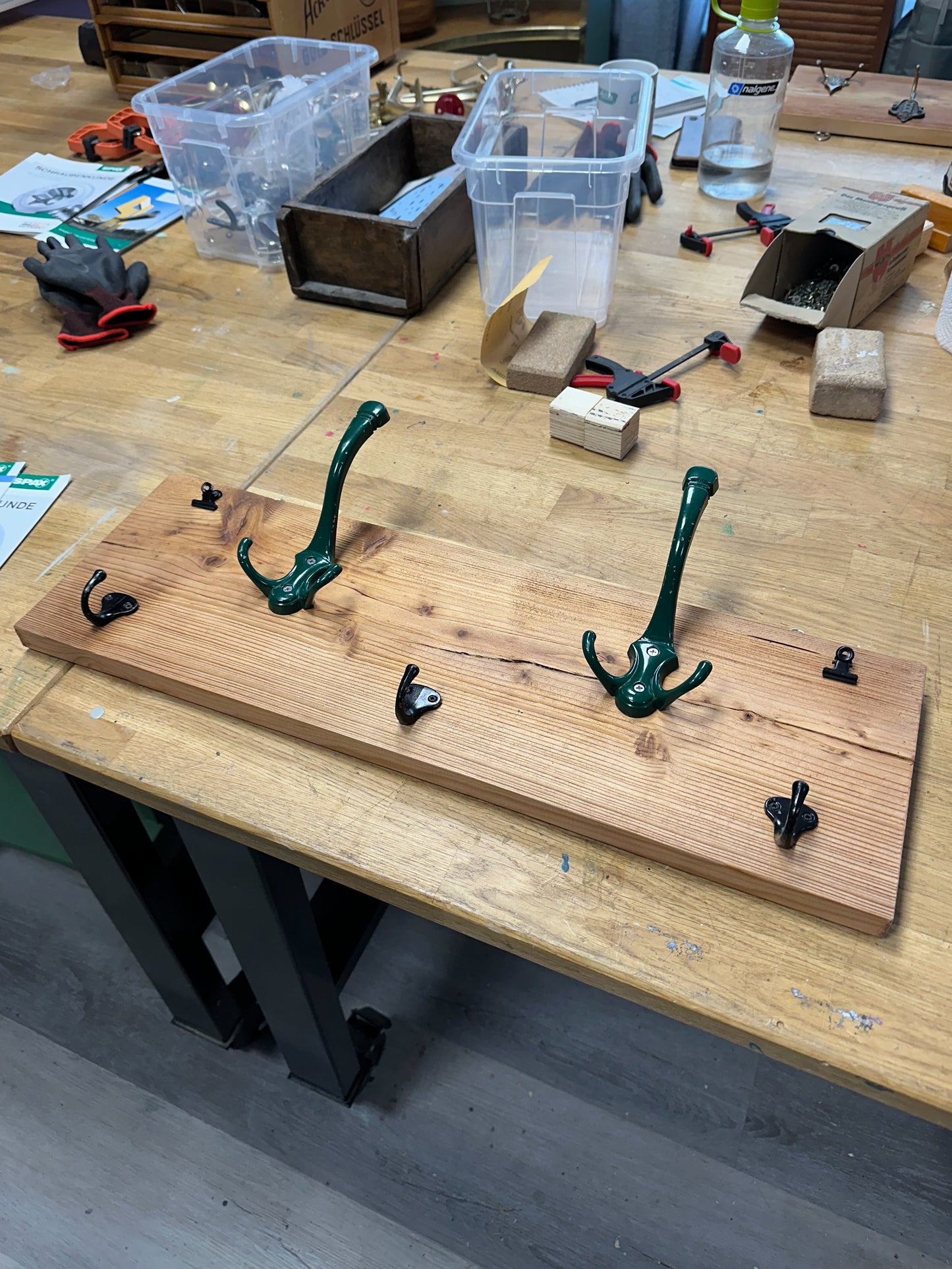 Workshop: Holz reparieren und bearbeiten
