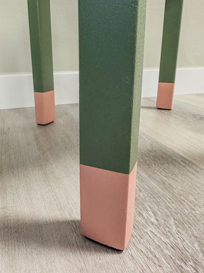 Polsterhocker "HANNI" mit Dip-Dye-Detail
