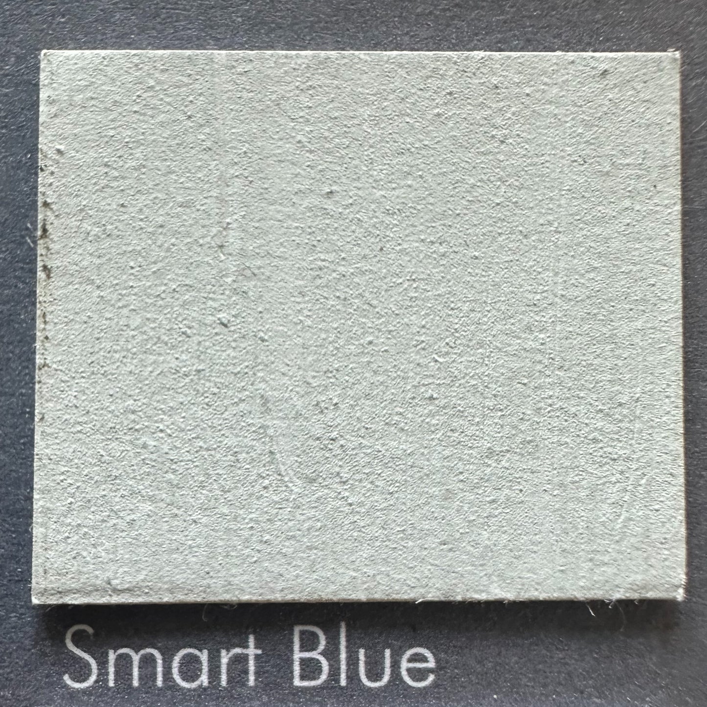 Smart Blue – Mineralisches Blassblau