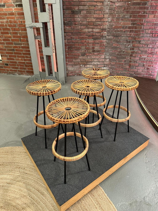 Nur noch 3 Stück: Designerhocker aus den 1950er Jahren - aus Bares für Rares vom 10. Oktober 2024 - Werkstattfürschönes