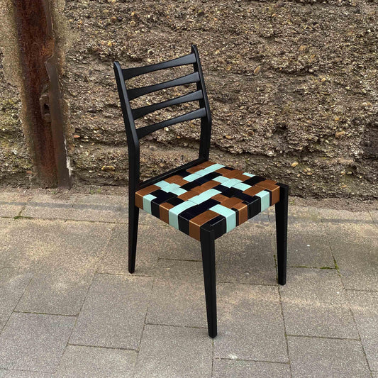 Dining Chair mit Lederstreifen - Werkstattfürschönes